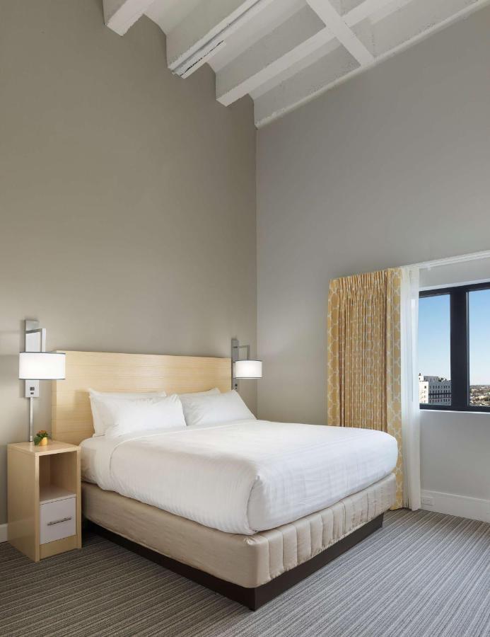 Sonesta Es Suites New Orleans Downtown Exterior photo